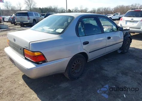 1994 Toyota Corolla Le/Dx z USA, uszkodzony, nr VIN 2T1AE09B5RC058392